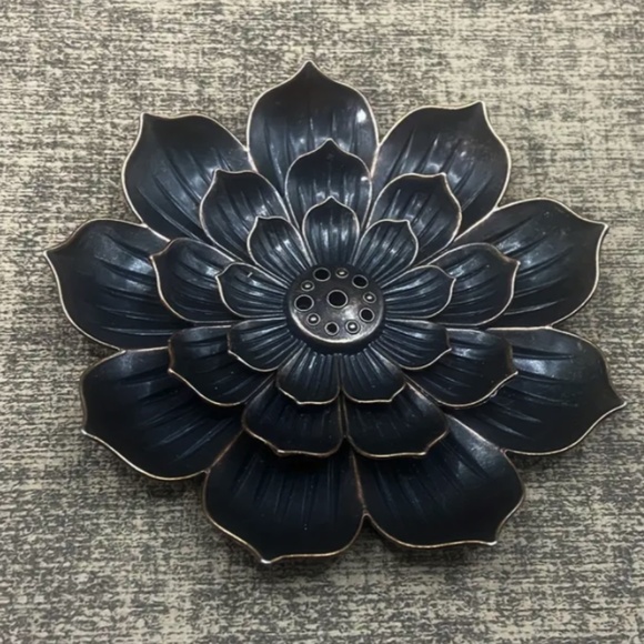 Incense Holder Zinc Alloy Lotus Flower - Multi-Hole Tray-   3.25 Inch Diameter- - Picture 5 of 5